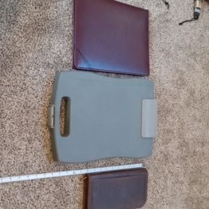 Working lot.Notepad cover (cambridge). Rolodex card.Staples clipboard that opens